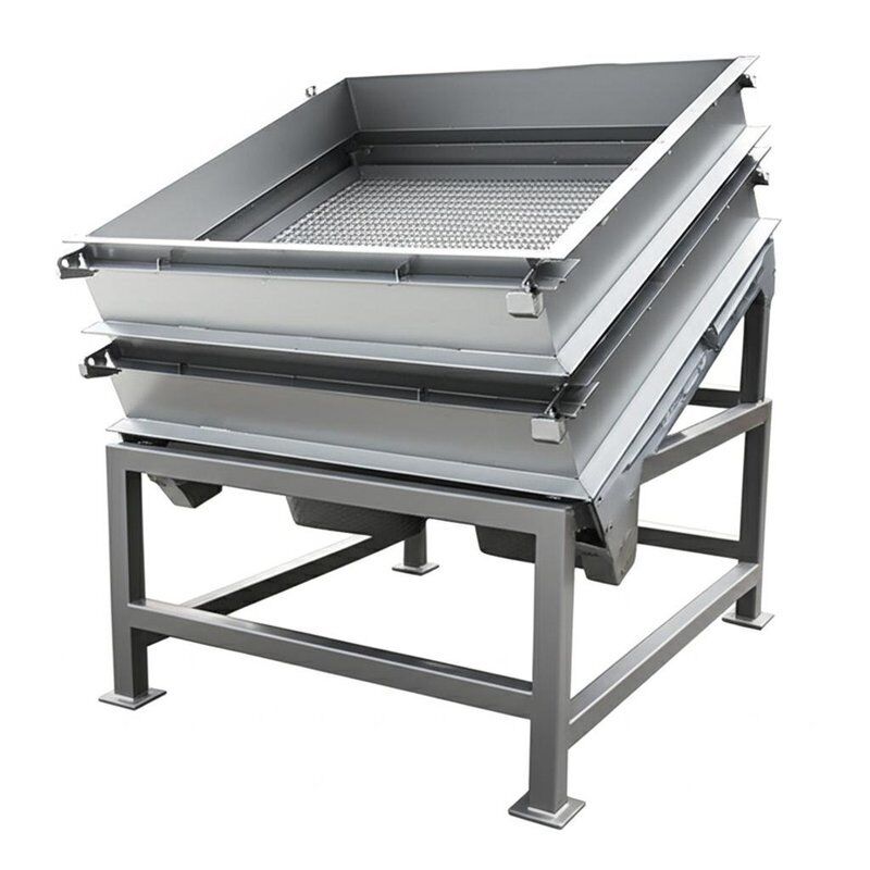Da uno a cinque strati di vaglio vibrante che incorpora un movimento tridimensionale per una separazione ottimizzata del materiale